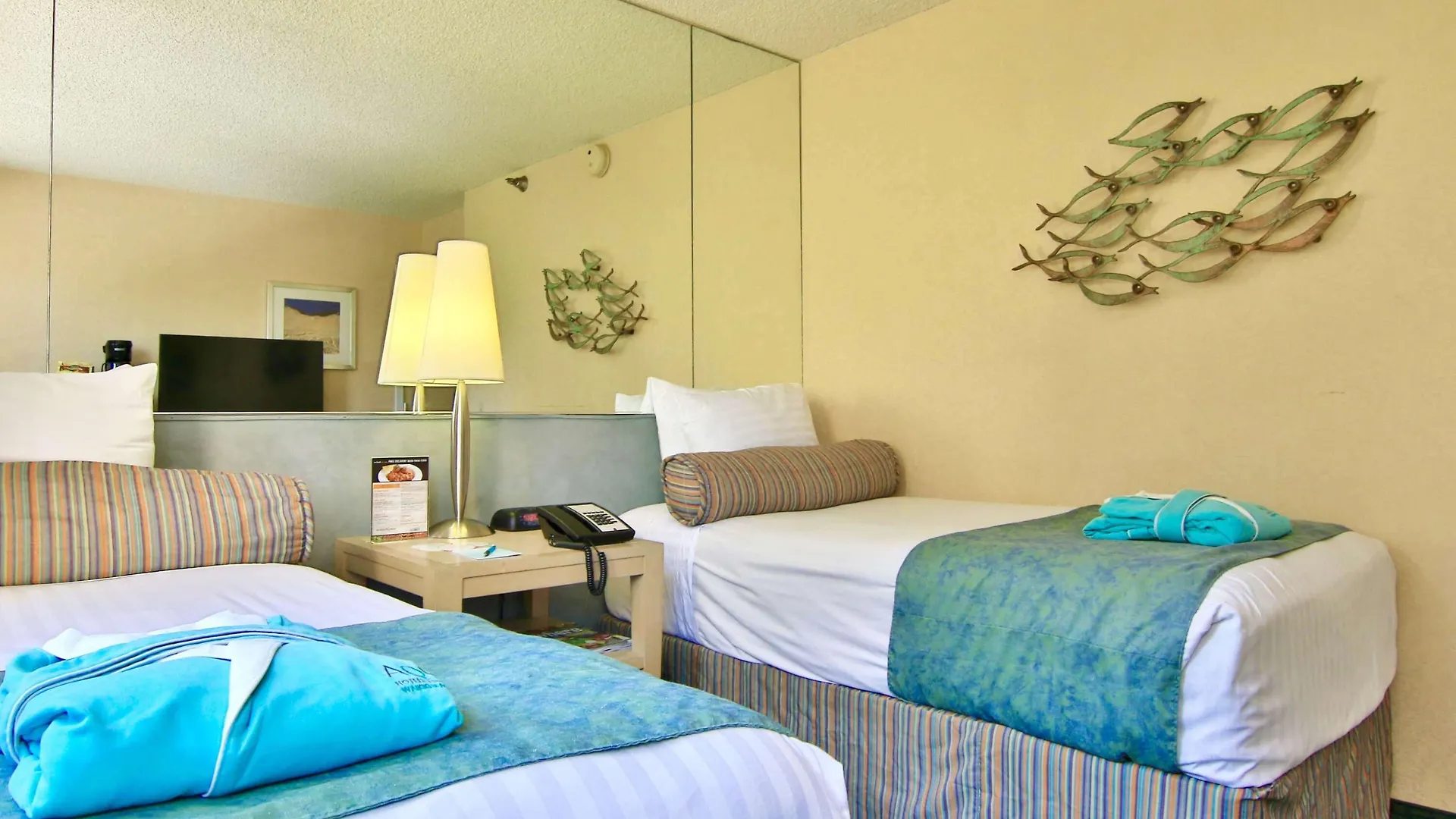 Aparthotel Aqua Aloha Surf Waikiki 3*,